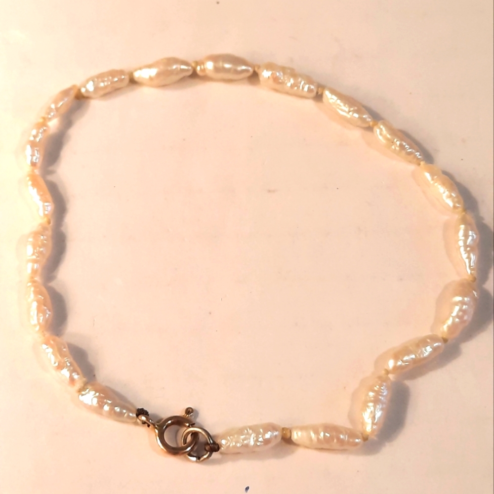 10K Gold With Pearls Bracelet